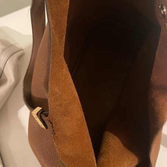 Two MICHEAL KORS leather Hobos. Selling together. See pics. - Picture 6 of 9